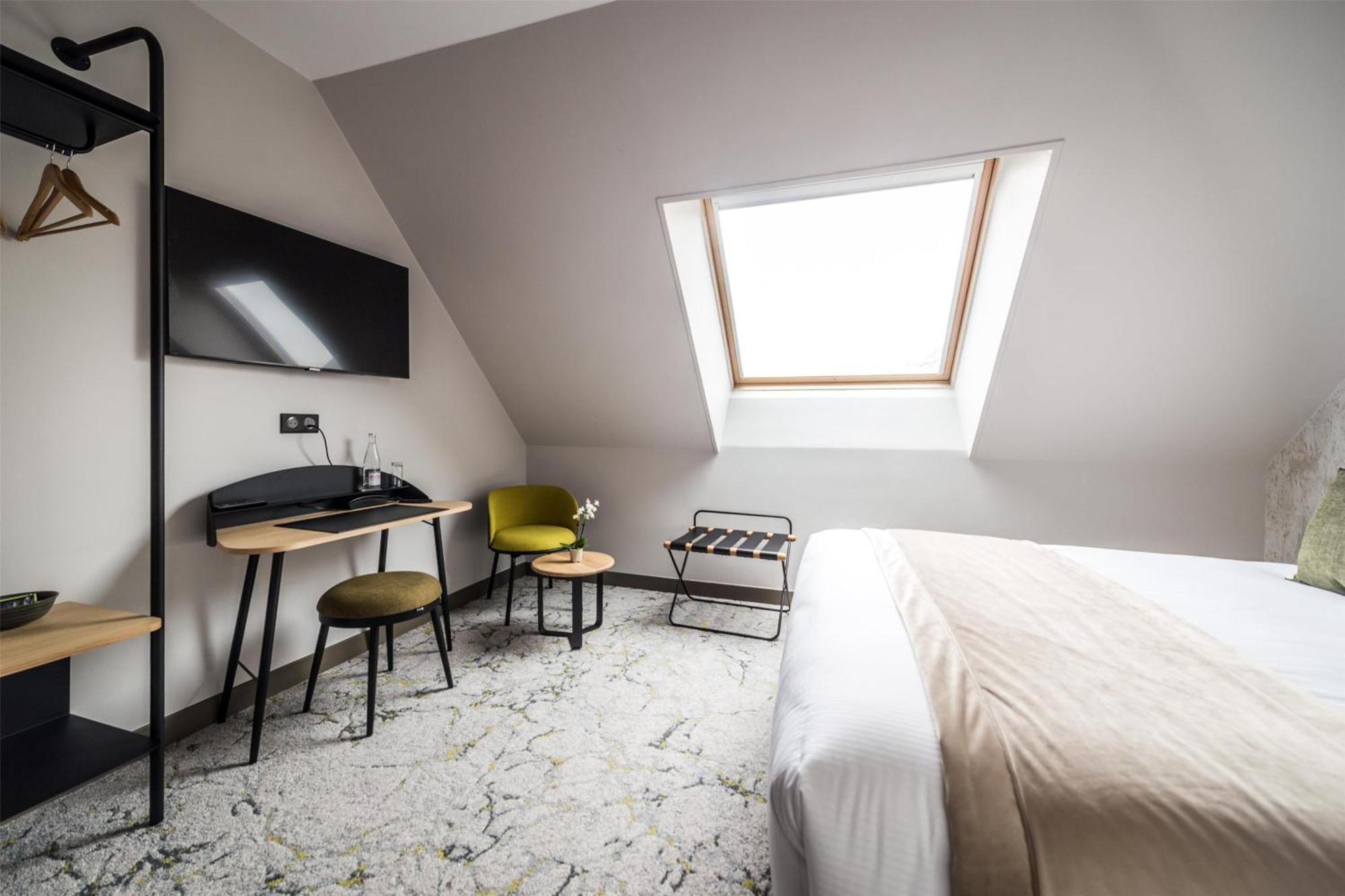 Western Le Relais Du Vigneron 3* Blancs-Coteaux