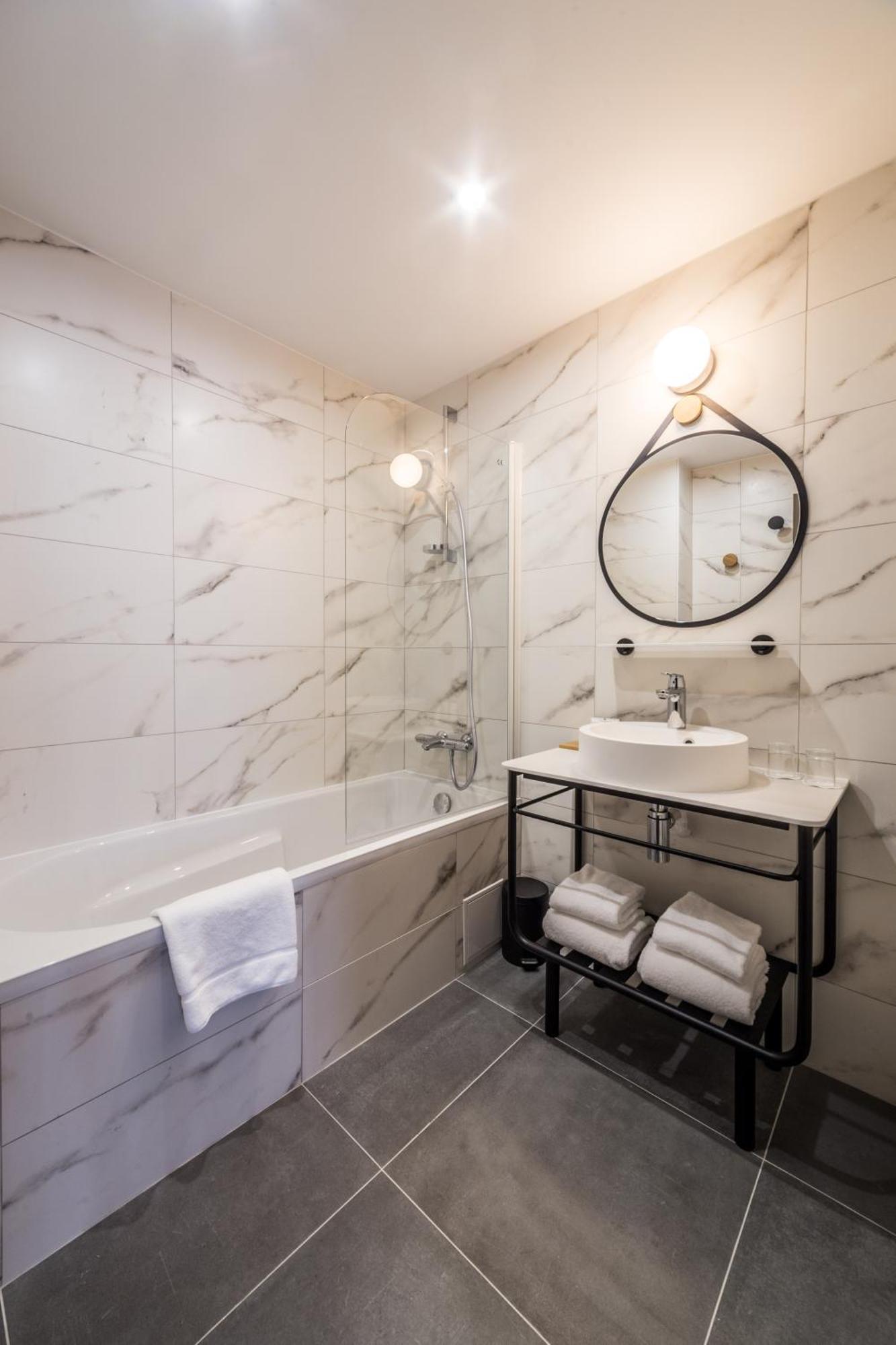 Hotel Western Le Relais Du Vigneron 3*